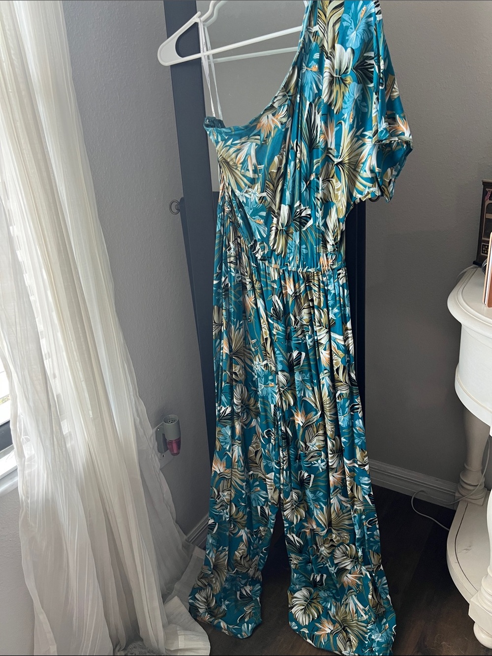 Lulu's Teal Tropical Floral jumpsuit with side zipper